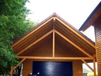 Carport mit integriertem Satteldach